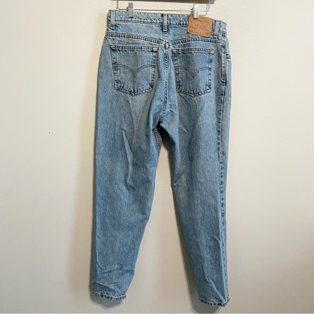 Levi's Vintage 90s Light Wash High Rise Relaxed Fit Tapered Leg 550 32X30